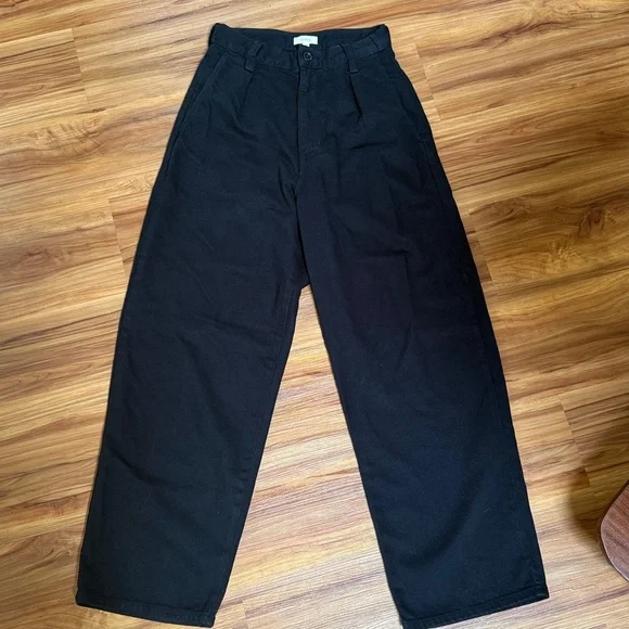 NEW! ozma field pant in black - Picture 3 of 5